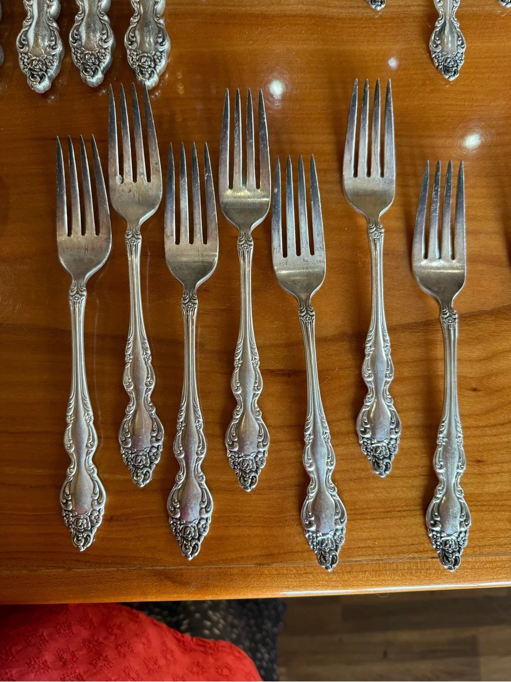 Oneida 1881 Roger’s Silver plate Flatware Set - Baroque Rose 20 pieces